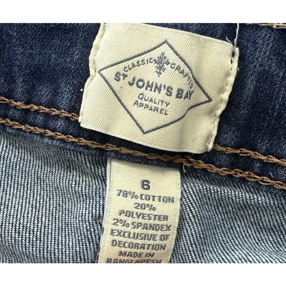 St. John's Bay Size 8 Cotton Polyester Spandex Blue Denim Bermuda Shorts